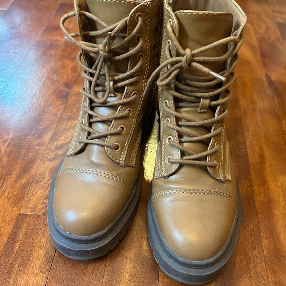 ALDO womens Goer Combat Boot size 7 - Picture 2 of 4